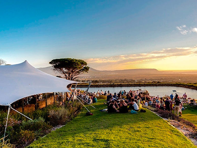 800x600 location tente exterieur5